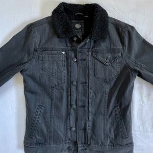 Harley-Davidson Trucker Jacket (Like New)